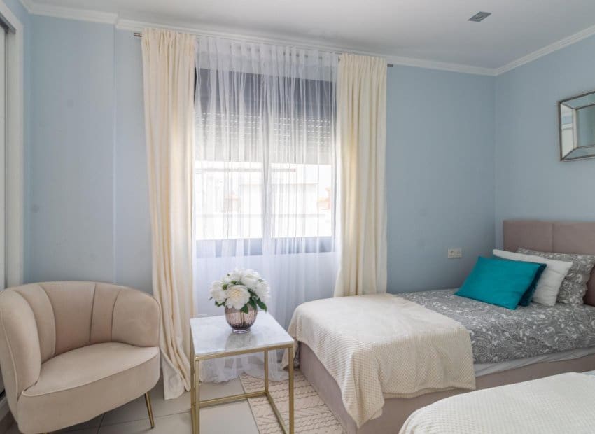 3 bedroom Townhouse for sale in Orihuela Costa with pool - € 399,000 (Ref: 9974313)