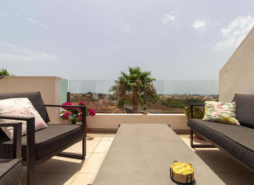 3 bedroom Townhouse for sale in Orihuela Costa with pool - € 399,000 (Ref: 9974313)