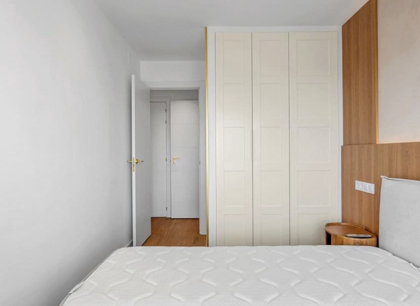 2 slaapkamer Appartement te koop in Punta Prima met zwembad - € 225.000 (Ref: 9974314)