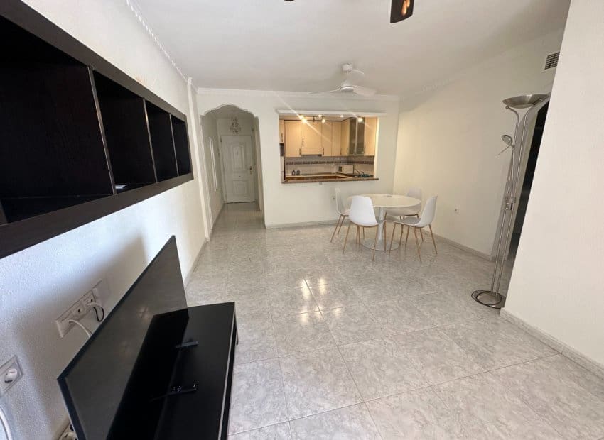 2 bedroom Apartment for sale in Algorfa with pool - € 115,000 (Ref: 9974315)