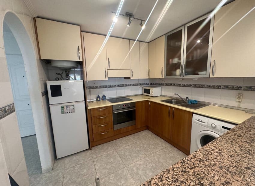 2 bedroom Apartment for sale in Algorfa with pool - € 115,000 (Ref: 9974315)