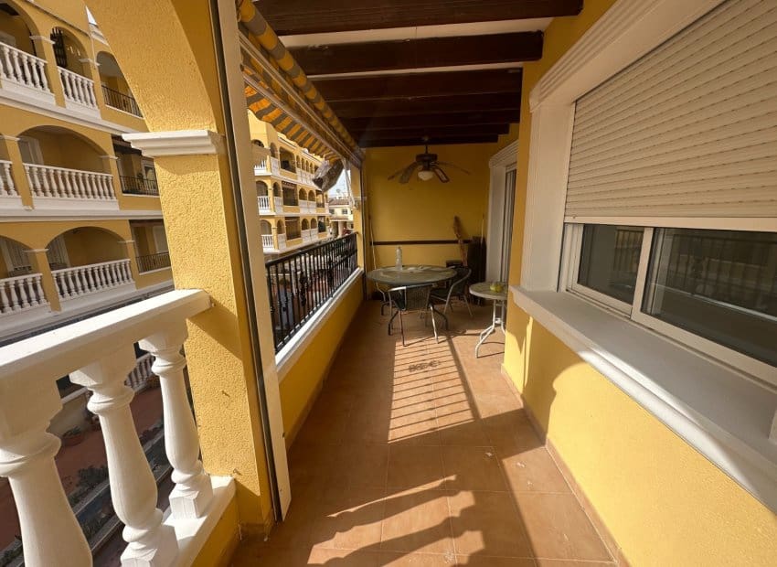 2 bedroom Apartment for sale in Algorfa with pool - € 115,000 (Ref: 9974315)