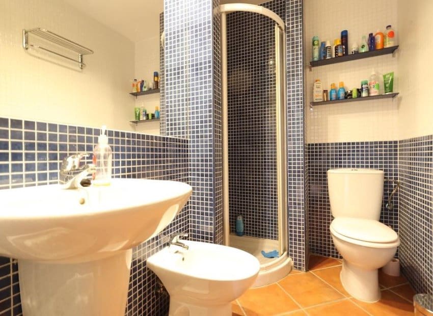 2 bedroom Apartment for sale in Orihuela Costa with pool - € 200,000 (Ref: 9976428)