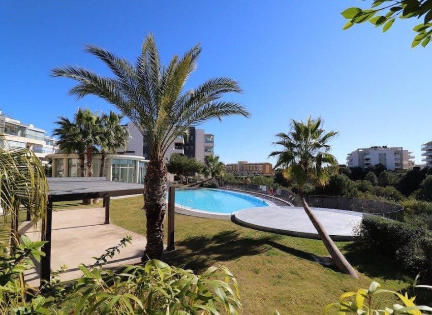 3 bedroom Apartment for sale in Orihuela Costa with pool - € 335,000 (Ref: 9976429)