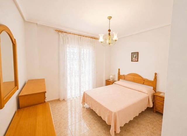 1 soveværelse Lejlighed til salg i Avenida Habaneras - Curva de Palangre, Torrevieja - € 103.000 (Ref: 9976430)
