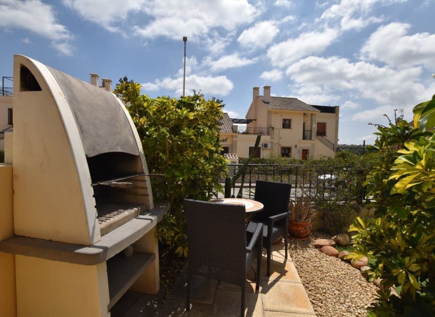 2 bedroom Apartment for sale in Algorfa with pool - € 205,000 (Ref: 9976432)