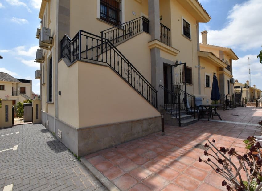 2 bedroom Apartment for sale in Algorfa with pool - € 205,000 (Ref: 9976432)