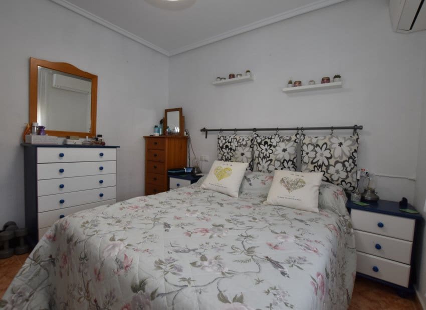 2 soverom Hus til salgs i Algorfa med svømmebasseng - € 134 995 (Ref: 9976433)