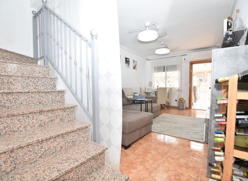 2 soverom Hus til salgs i Algorfa med svømmebasseng - € 134 995 (Ref: 9976433)