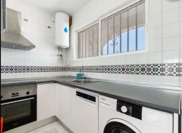 2 chambre Appartement à vendre à Torrevieja avec piscine - 169 900 € (Ref: 9981253)