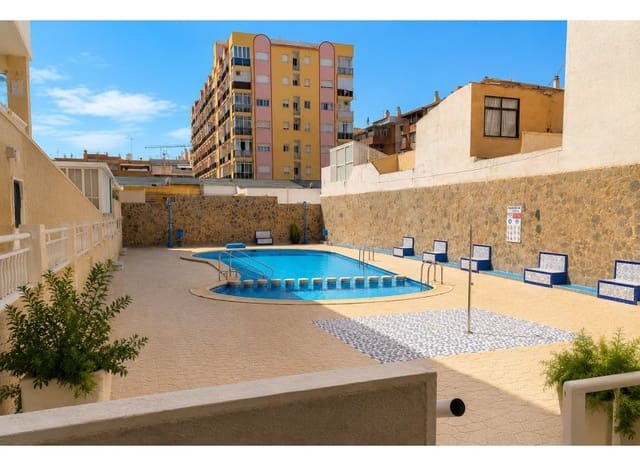 1 soveværelse Lejlighed til salg i Centro, Torrevieja med swimmingpool - € 168.000 (Ref: 9981258)