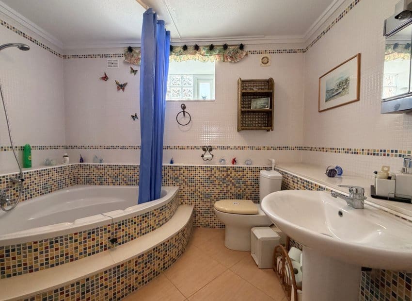 3 sypialnia Willa na sprzedaż w Ciudad Quesada z basenem - 275 000 € (Ref: 9981261)