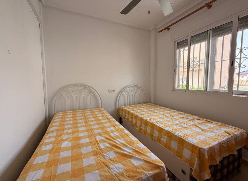3 slaapkamer Villa te koop in Rojales met zwembad - € 285.000 (Ref: 9981262)