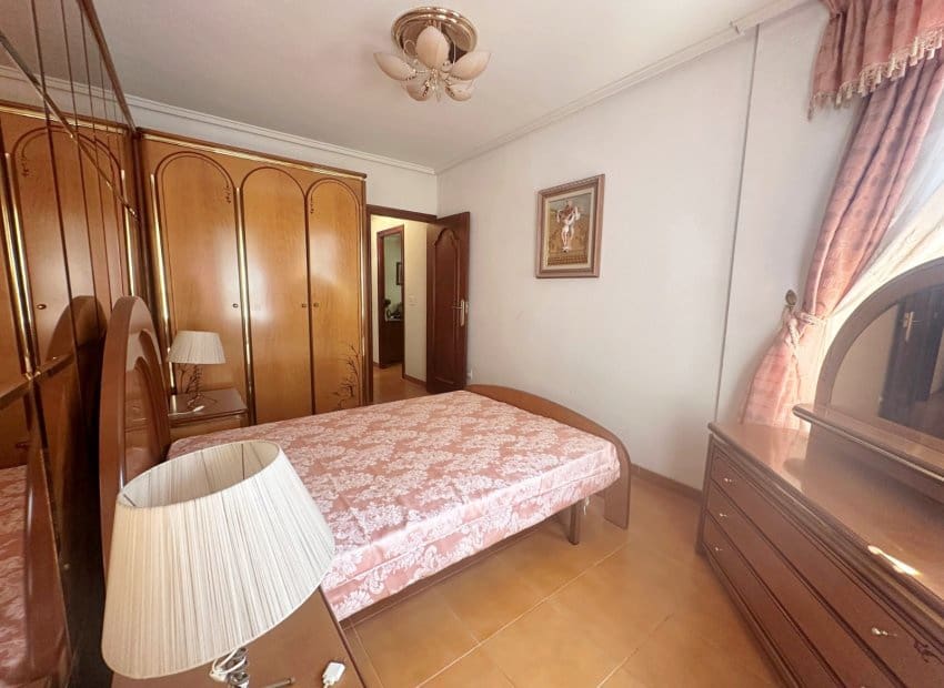 4 soveværelse Lejlighed til salg i Torrevieja - € 255.000 (Ref: 9981263)