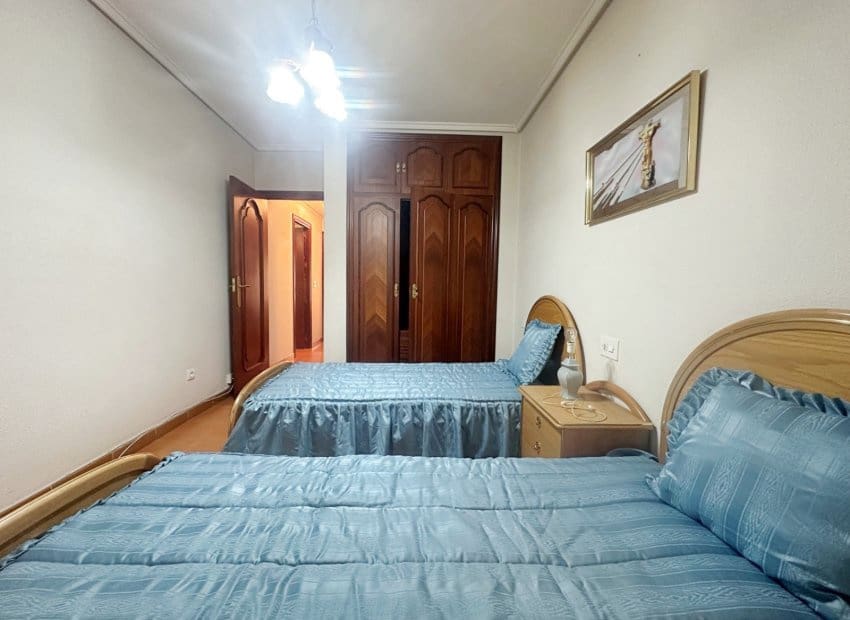 4 soveværelse Lejlighed til salg i Torrevieja - € 255.000 (Ref: 9981263)