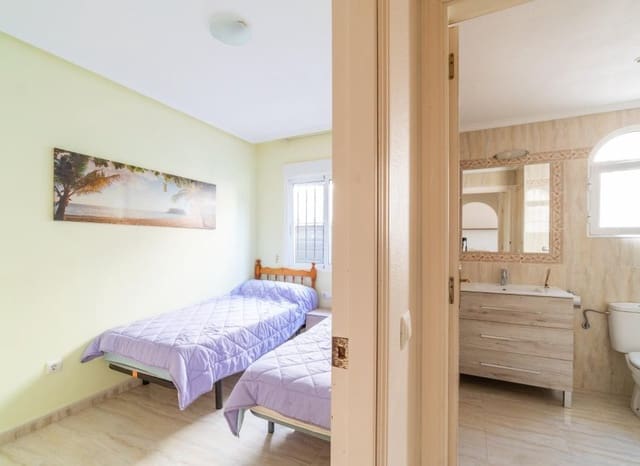 2 slaapkamer Appartement te koop in Los Dolses, Orihuela met zwembad - € 175.000 (Ref: 9981265)