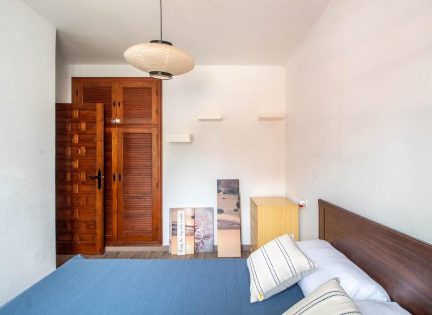 2 bedroom Apartment for sale in Torrevieja with pool - € 159,000 (Ref: 9981268)