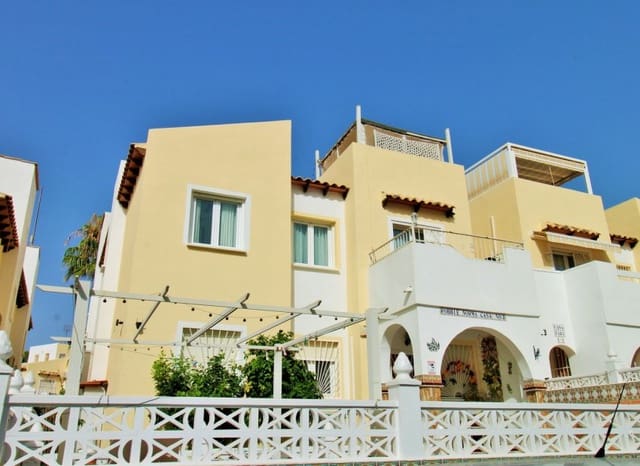 2 soverom Leilighet til salgs i Villamartin, Orihuela med svømmebasseng - € 164 000 (Ref: 9981269)