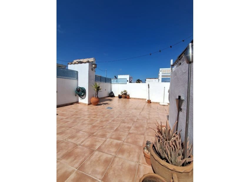 2 soverom Leilighet til salgs i Villamartin med svømmebasseng - € 164 000 (Ref: 9981269)