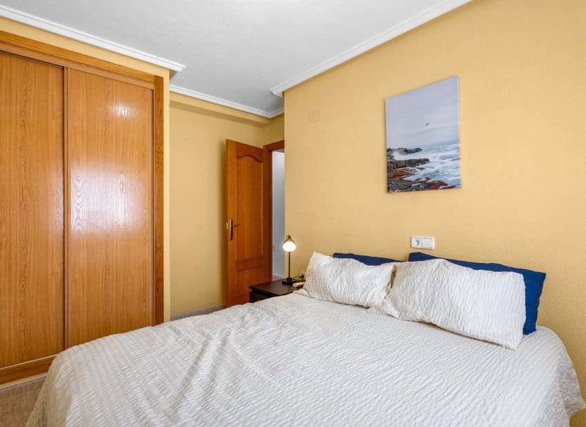 Chalet de 3 habitaciones en Gran Alacant en venta con piscina - 479.000 € (Ref: 9981270)