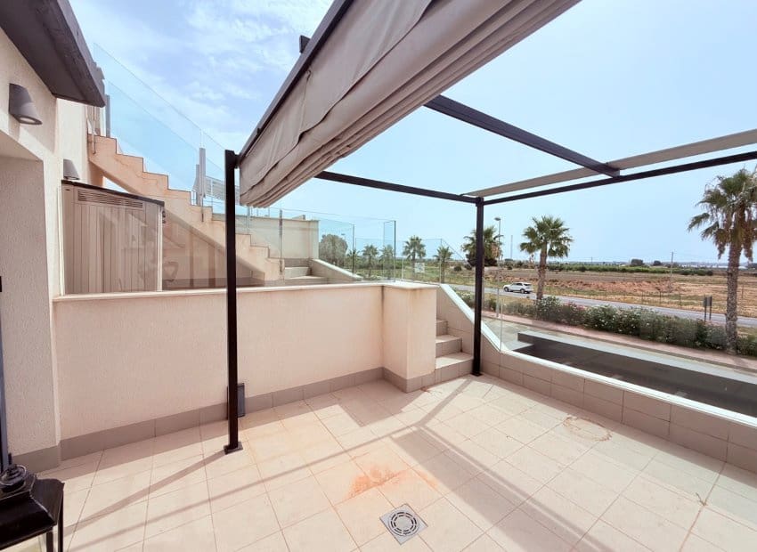 3 chambre Villa/Maison à vendre à Pueblo Bravo avec piscine - 399 000 € (Ref: 9983793)