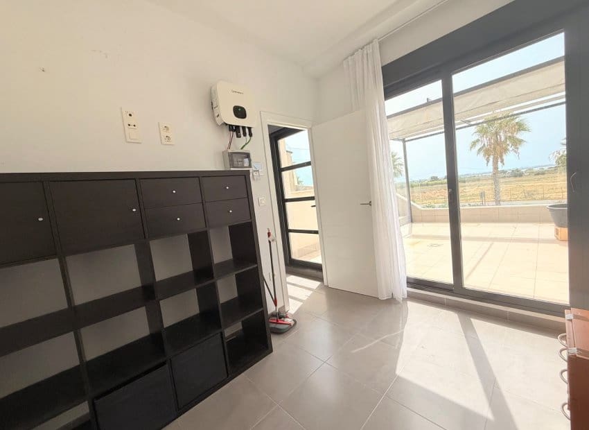 3 chambre Villa/Maison à vendre à Pueblo Bravo avec piscine - 399 000 € (Ref: 9983793)