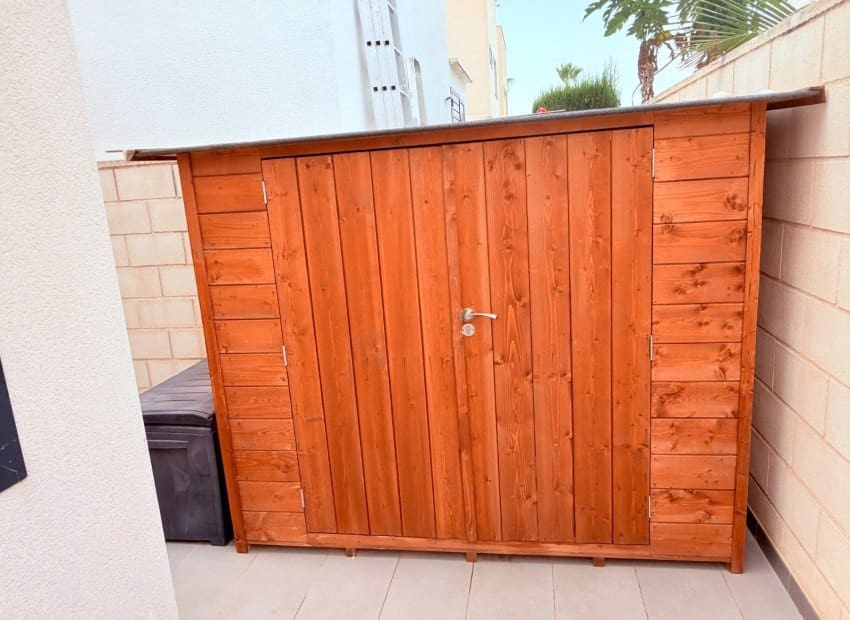 3 chambre Villa/Maison à vendre à Pueblo Bravo avec piscine - 399 000 € (Ref: 9983793)