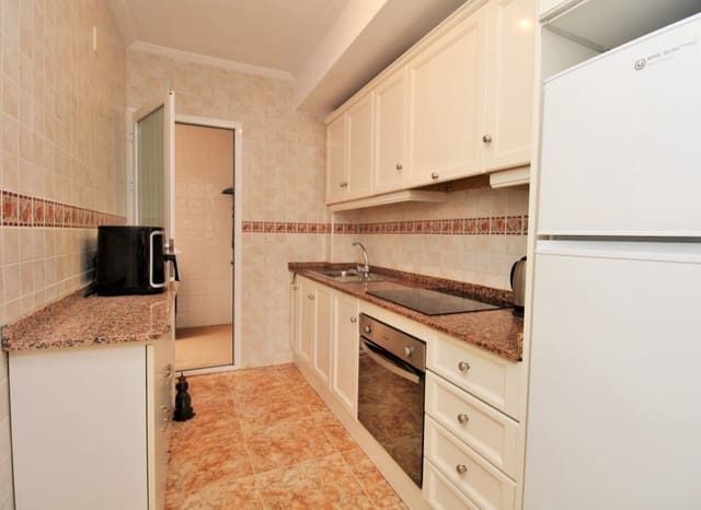 2 soveværelse Lejlighed til salg i Punta Prima, Orihuela med swimmingpool - € 149.950 (Ref: 9985341)