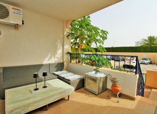 2 soveværelse Lejlighed til salg i Punta Prima, Orihuela med swimmingpool - € 149.950 (Ref: 9985341)