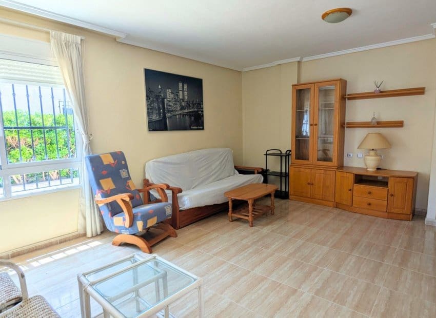 3 soverom Villa til salgs i Lo Crispin med svømmebasseng - € 225 000 (Ref: 9987105)