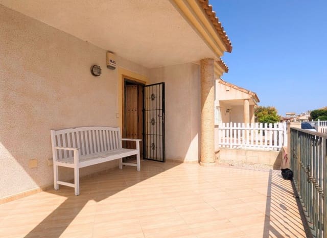 Chalet de 3 habitaciones en Lo Crispin, Algorfa en venta con piscina - 225.000 € (Ref: 9987105)