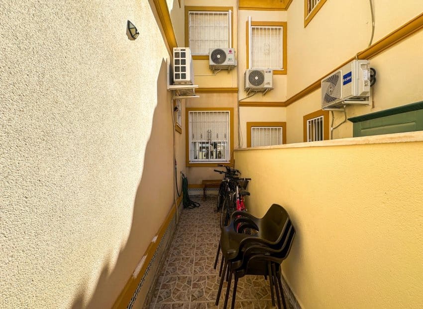 2 soverom Leilighet til salgs i Playa Flamenca med svømmebasseng - € 176 900 (Ref: 9987244)