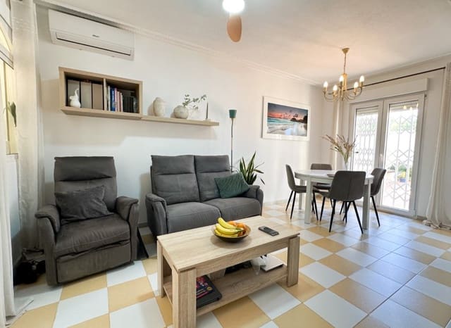 Chalet de 3 habitaciones en Aguas Nuevas, Torrevieja en venta - 399.000 € (Ref: 9987245)