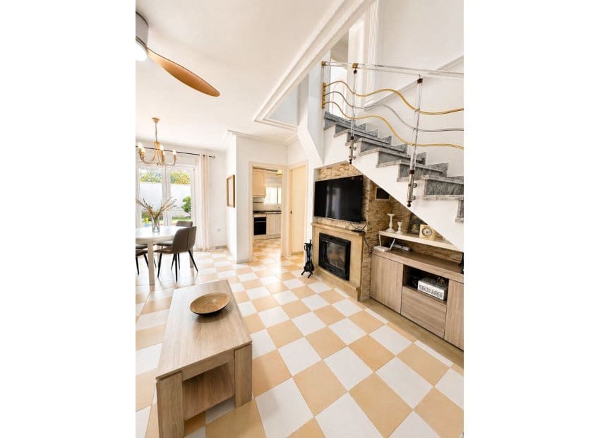 3 Zimmer Villa zu verkaufen in Aguas Nuevas - 399.000 € (Ref: 9987245)