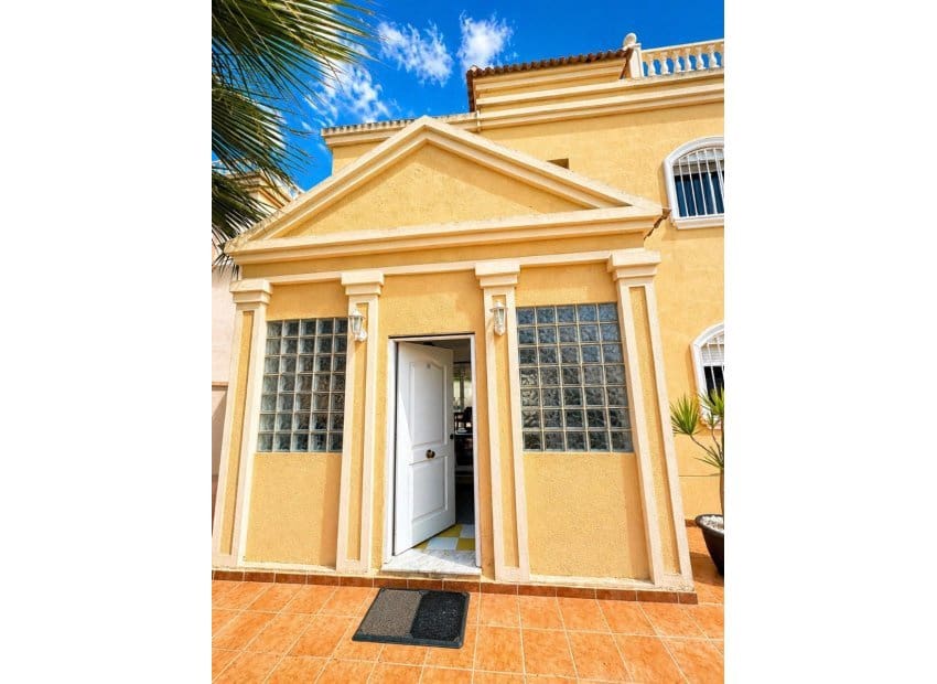 3 Zimmer Villa zu verkaufen in Aguas Nuevas - 399.000 € (Ref: 9987245)