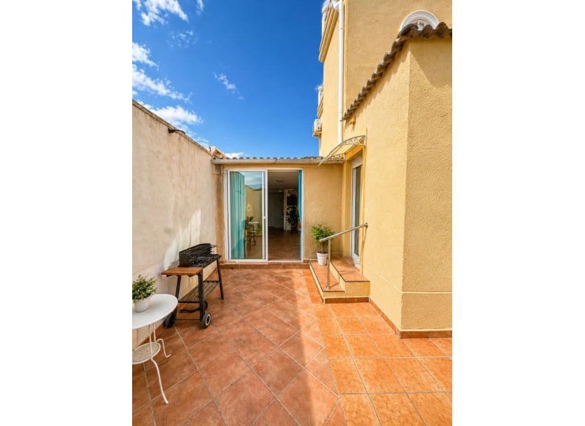 3 Zimmer Villa zu verkaufen in Aguas Nuevas - 399.000 € (Ref: 9987245)