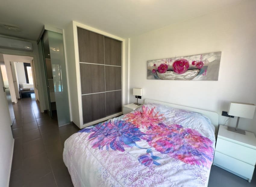 2 makuuhuone Huoneisto myytävänä paikassa Orihuela Costa mukana uima-altaan - 339 000 € (Ref: 9987246)