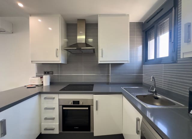 2 slaapkamer Appartement te koop in La Zenia, Orihuela met zwembad - € 339.000 (Ref: 9987246)