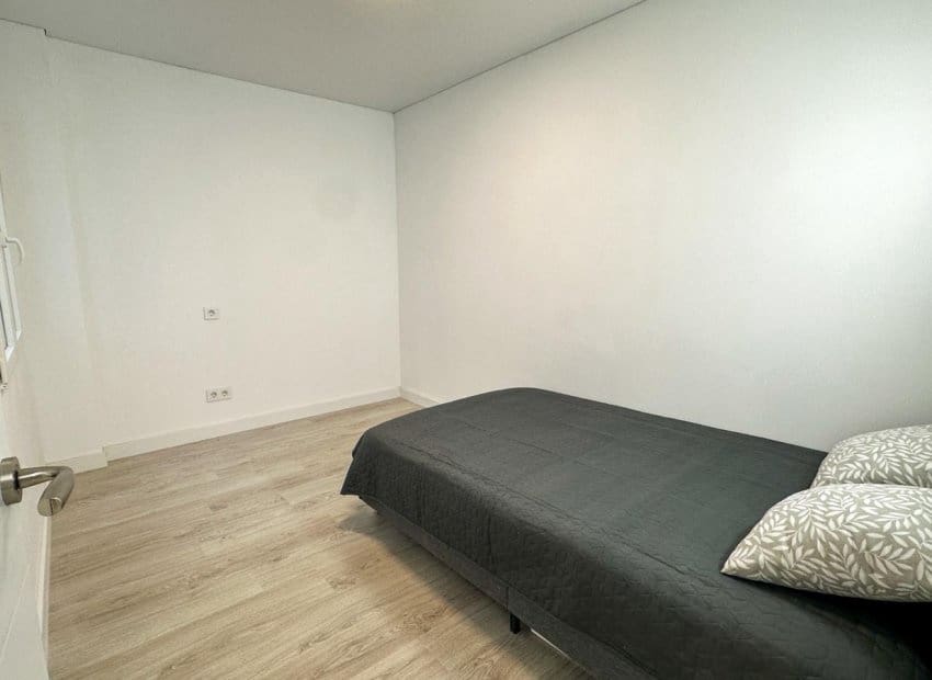 Apartamento de 2 habitaciones en Torrevieja en venta - 249.900 € (Ref: 9987247)