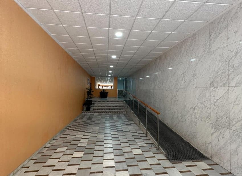 Apartamento de 2 habitaciones en Torrevieja en venta - 249.900 € (Ref: 9987247)