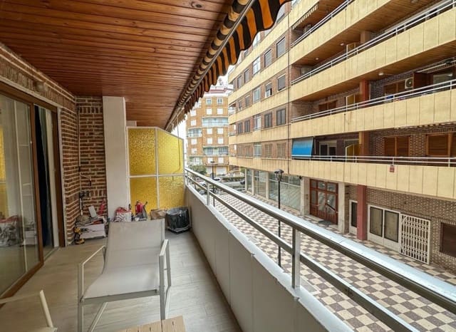 Apartamento de 2 habitaciones en Playa de los Náufragos, Torrevieja en venta - 249.900 € (Ref: 9987247)