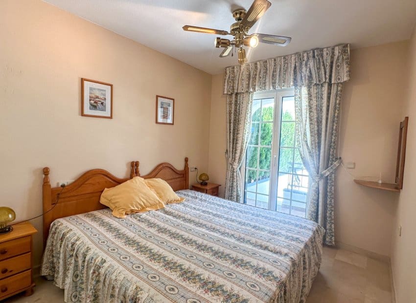 2 sovrum Hus till salu i Los Dolses med pool - 215 000 € (Ref: 9987248)