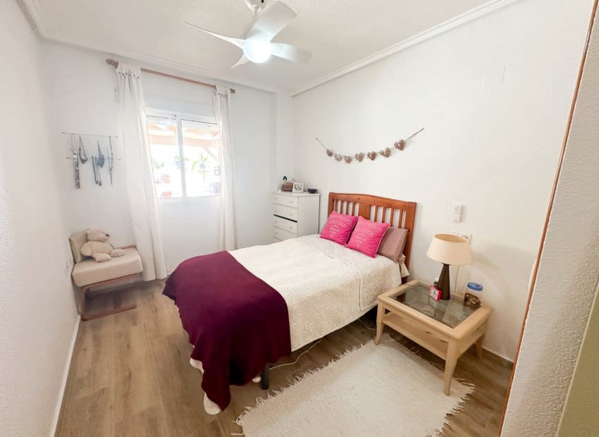 2 soveværelse Lejlighed til salg i Torrevieja - € 227.000 (Ref: 9987249)