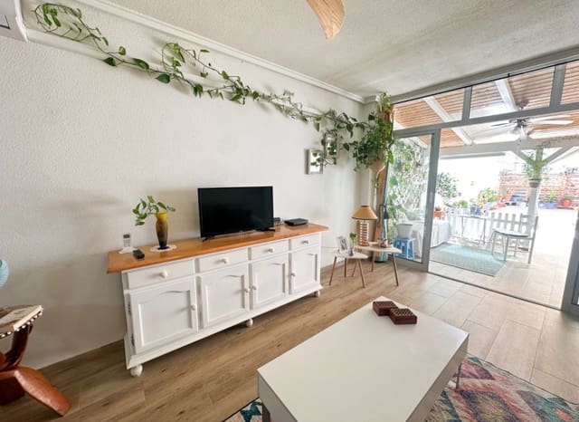 2 soveværelse Lejlighed til salg i Las Piscinas Naturales, Torrevieja - € 227.000 (Ref: 9987249)