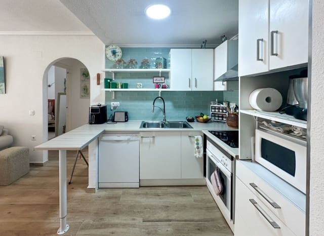 2 soveværelse Lejlighed til salg i Las Piscinas Naturales, Torrevieja - € 227.000 (Ref: 9987249)