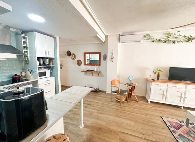 2 soveværelse Lejlighed til salg i Las Piscinas Naturales, Torrevieja - € 227.000 (Ref: 9987249)