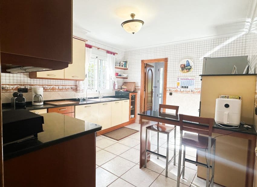 6 quarto Moradia para venda em La Mata - 950 000 € (Ref: 9987251)
