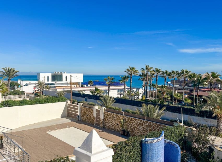 6 quarto Moradia para venda em La Mata - 950 000 € (Ref: 9987251)