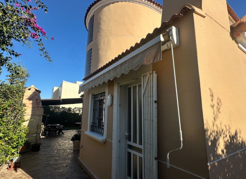 6 quarto Moradia para venda em La Mata - 950 000 € (Ref: 9987251)