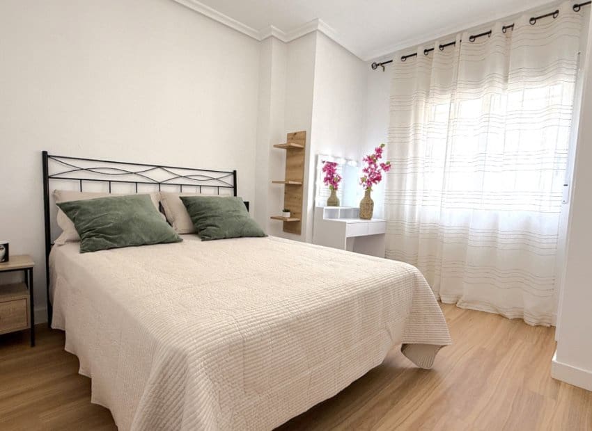 2 quarto Apartamento para venda em Torrevieja - 164 900 € (Ref: 9987252)
